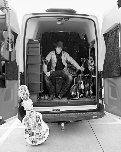 Corb Lund