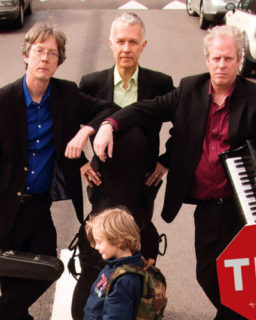 22 05 02 Joe Trio Poster 500